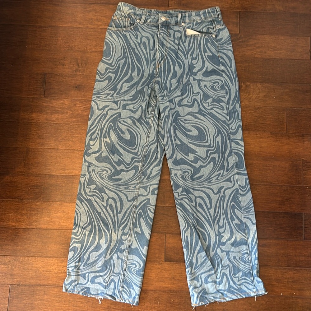 Baggy high rise patterned jeans